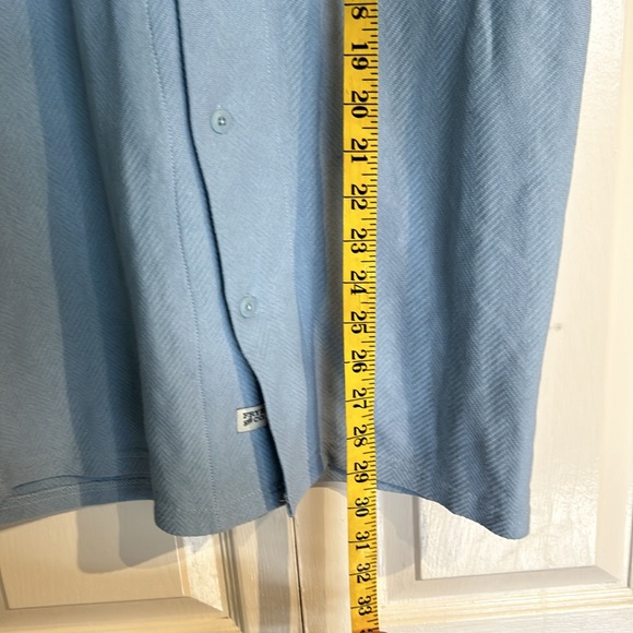 Frye & Co Men’s Herringbone Button Up Shirt - Picture 6 of 7